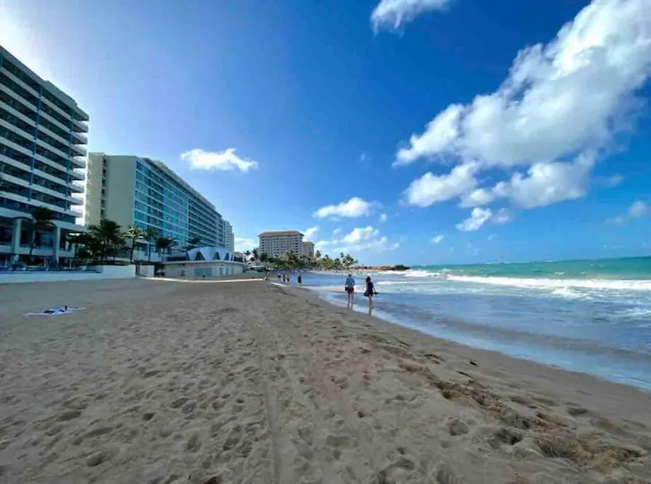 Alanis Condado Beach Apartment / 1 Minute Walking サンジョアン