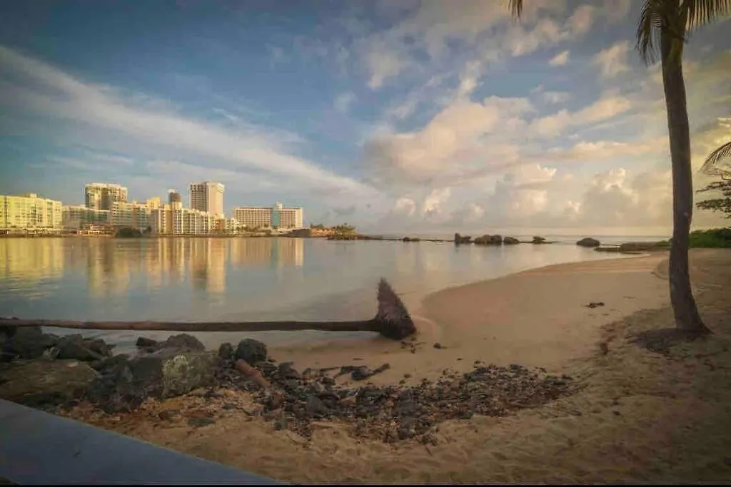 Alanis Condado Beach Apartment / 1 Minute Walking Сан-Хуан 0*,  Пуэрто-Рико